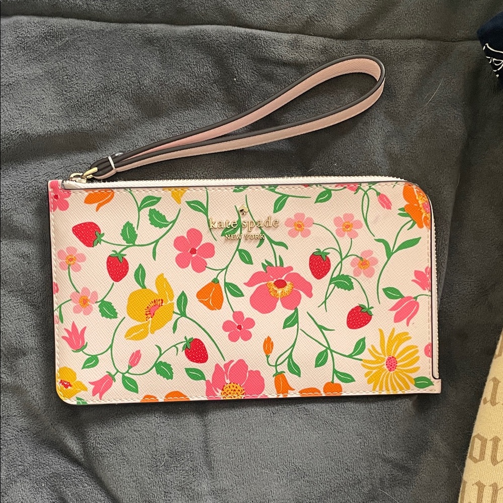 Kate Spade Floral Wristlet Clutch - Pink and Multicolor